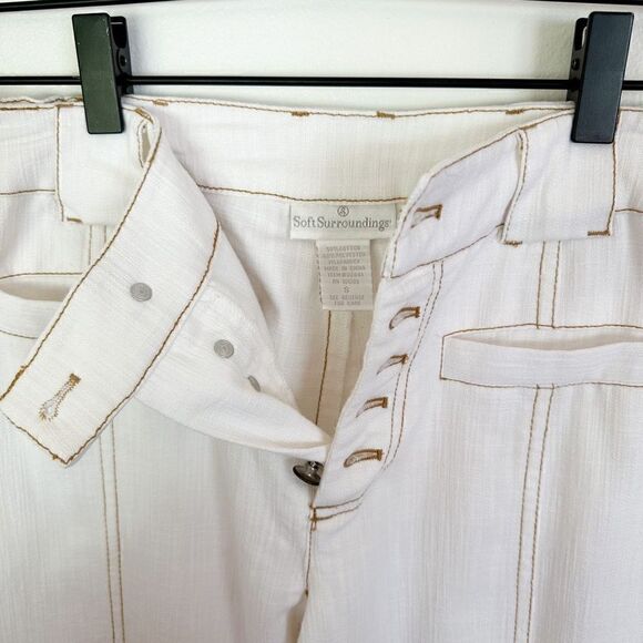 Soft Surroundings white lightweight cotton high rise exposed button fly flare pa - Picture 3 of 4